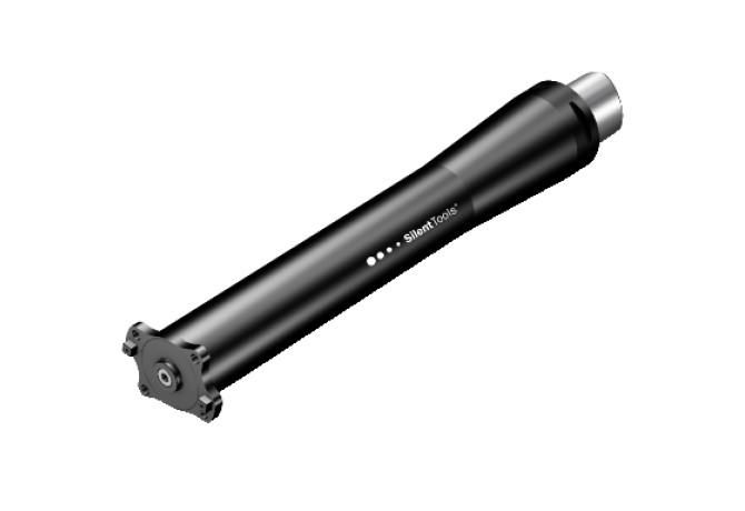 C10-R822XLA33-F560